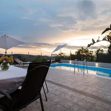 Mountain House Kajko With Pool & Free Parking On Site Вилла