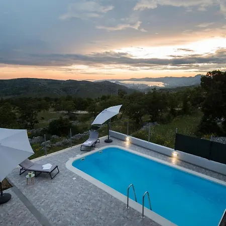 Mountain House Kajko With Pool & Free Parking On Site *