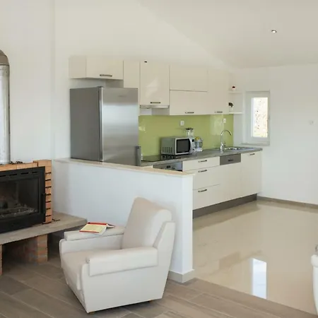 Mountain House Kajko With Pool & Free Parking On Site Villa
