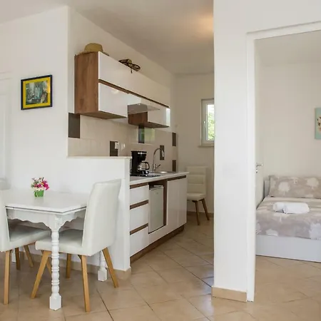 Mountain House Kajko With Pool & Free Parking On Site Villa