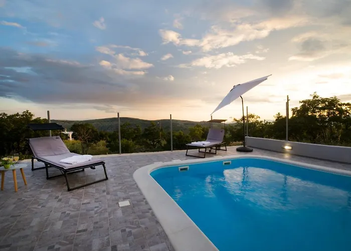 Mountain House Kajko With Pool & Free Parking On Site *