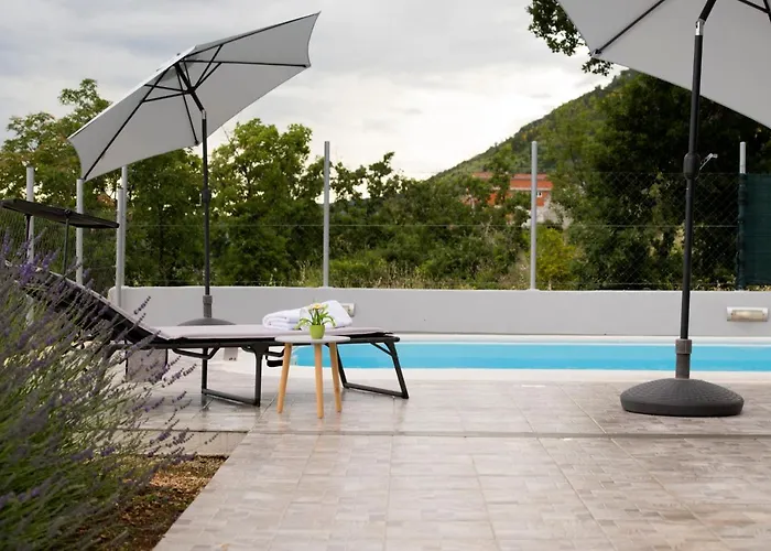 Villa Mountain House Kajko With Pool & Free Parking On Site
