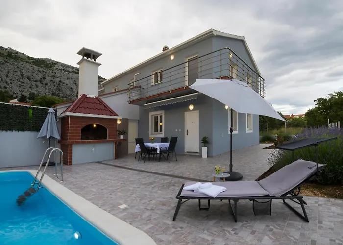 Mountain House Kajko With Pool & Free Parking On Site Villa *
