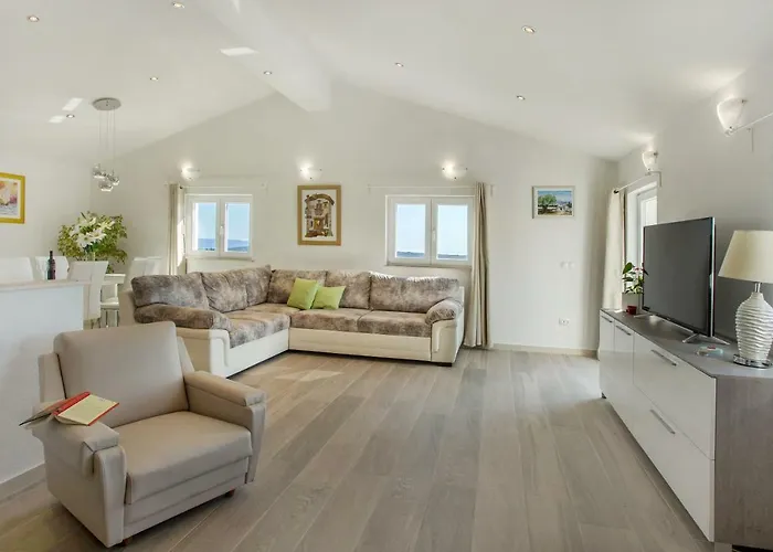 Mountain House Kajko With Pool & Free Parking On Site *